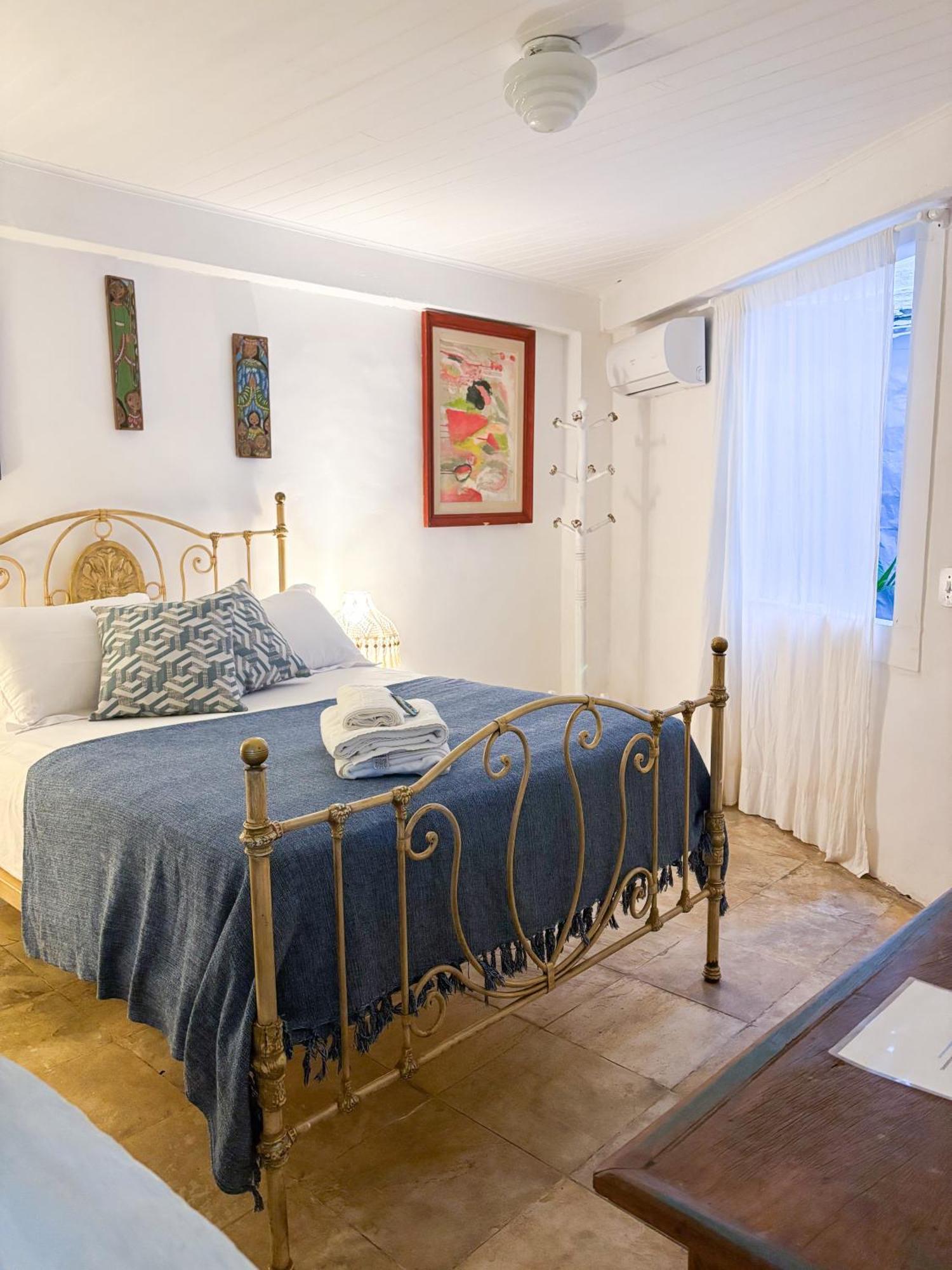 Bed and breakfast Peixe Crew Manguinhos